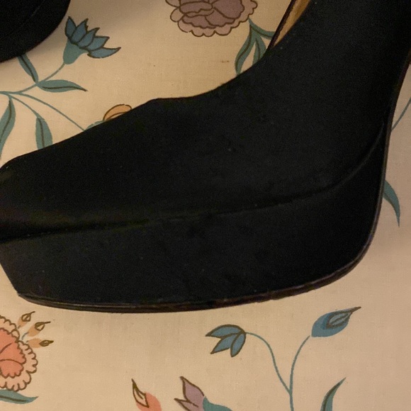 Michael Kors Stunning Black Satin Peep Toe Heels With Black Crystal Heel EUC - Picture 9 of 9